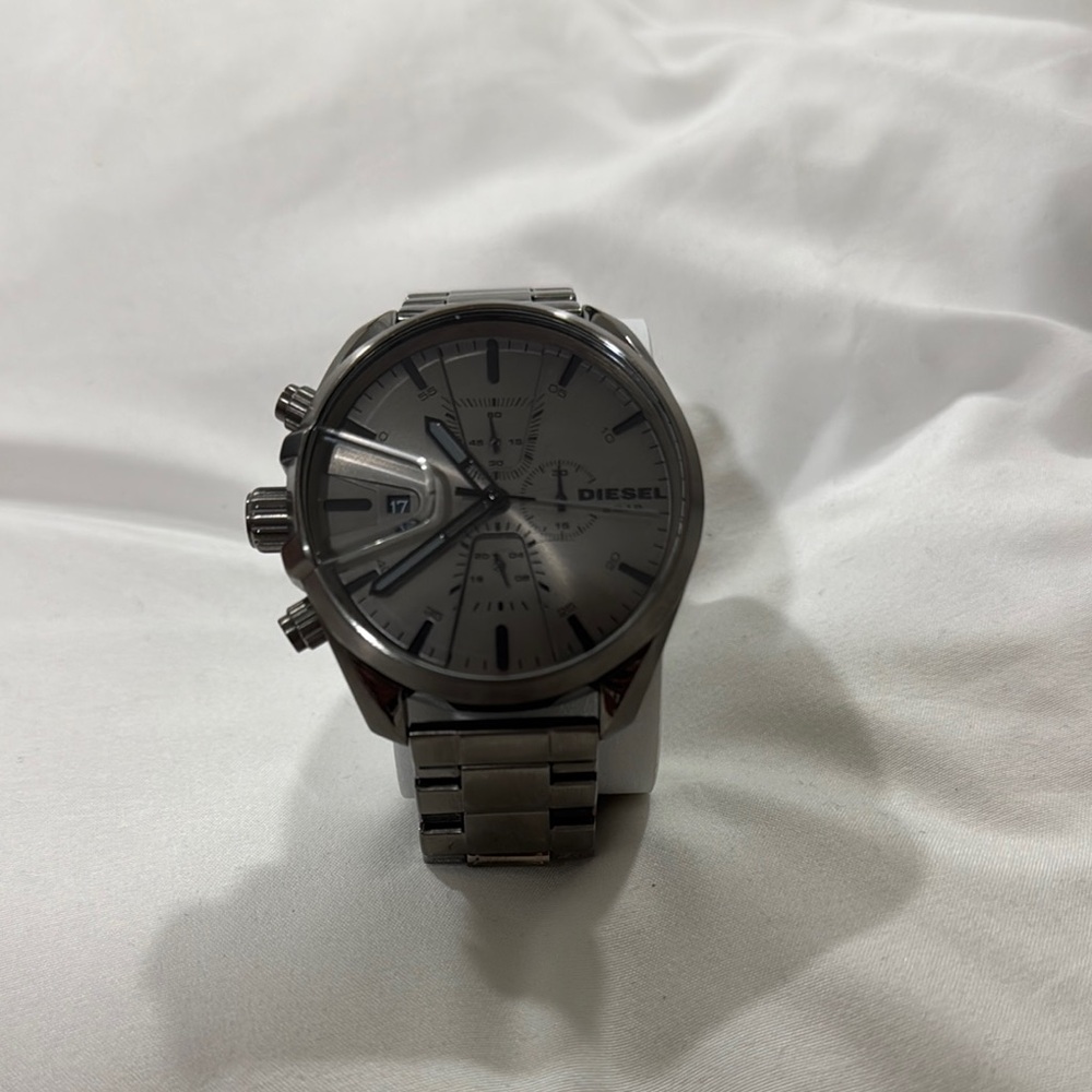 Diesel Metallic Chronograph Timepiece